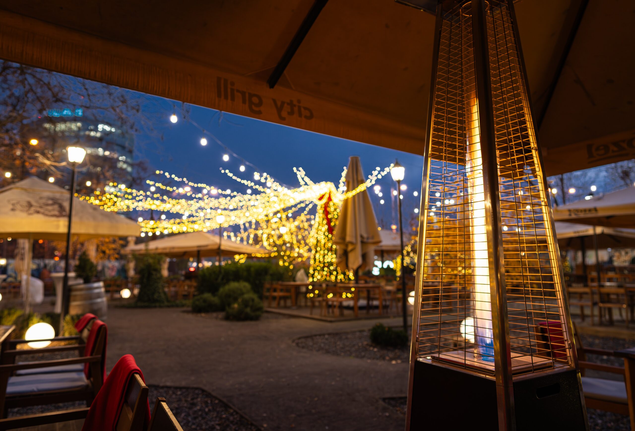 Decor de Crăciun la City Grill Primăverii