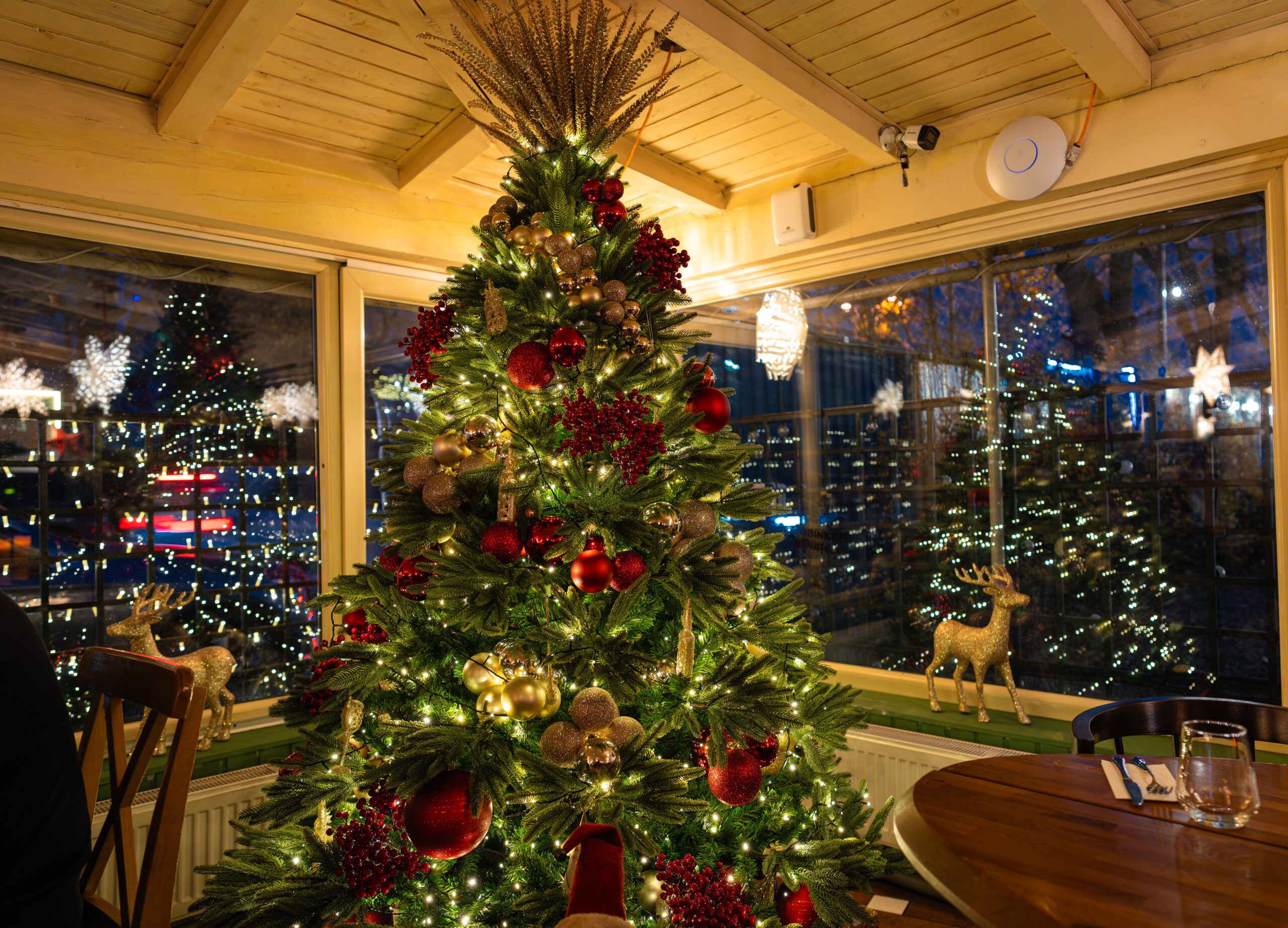 Detalii festive la City Grill Primăverii